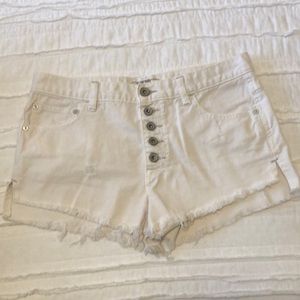 Free People. White Denim Shorts.